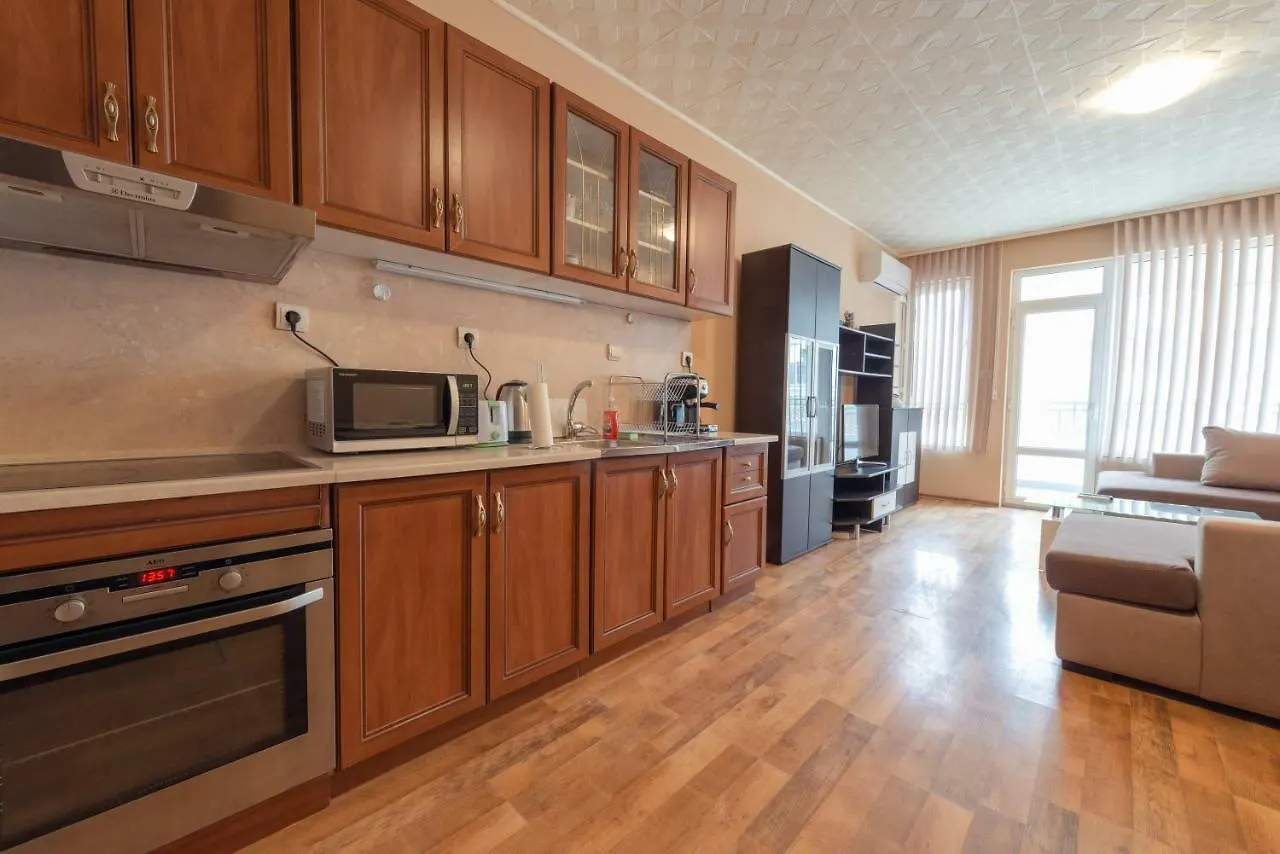 Apartment Green House Burgas